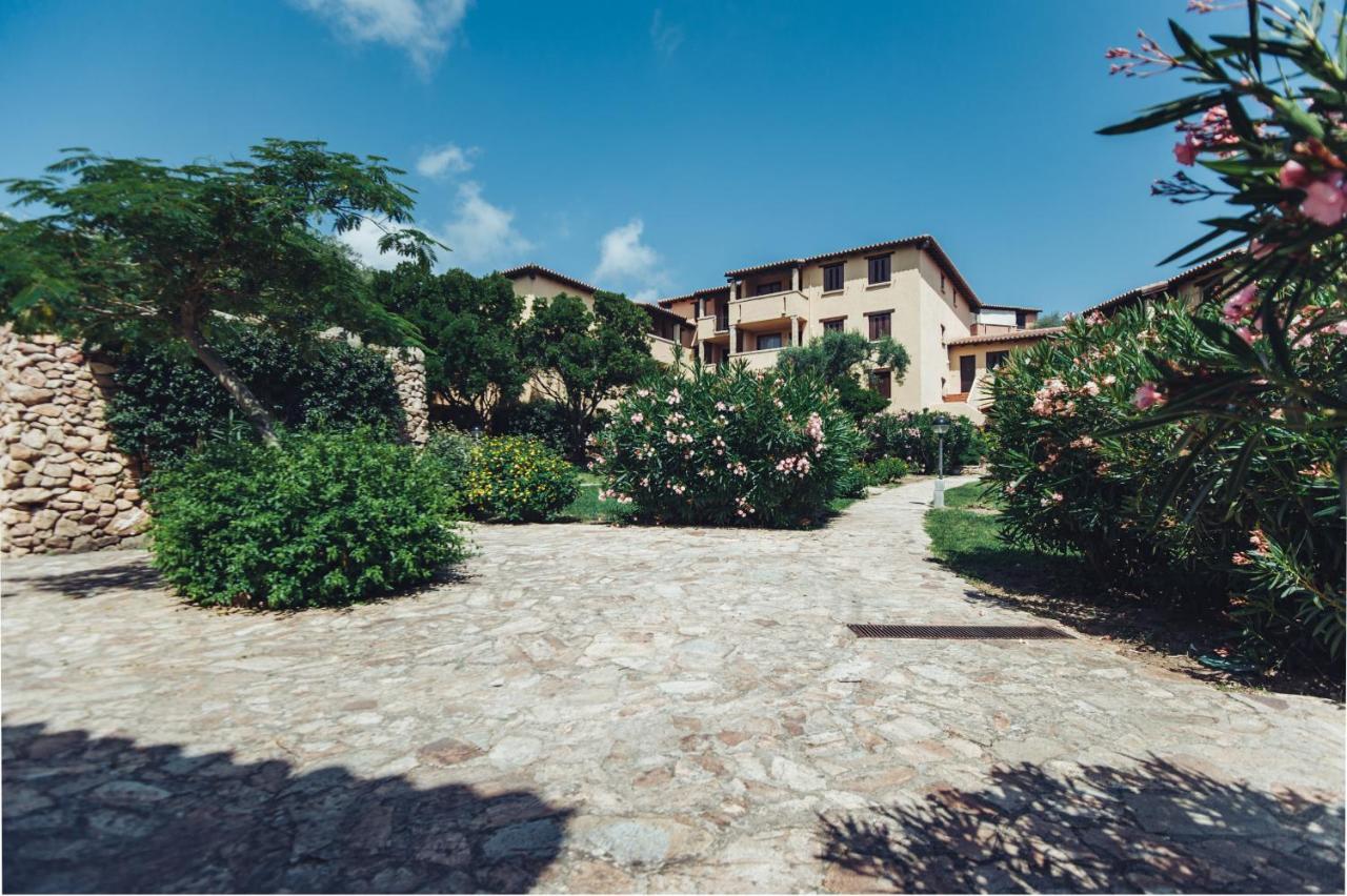 Residence Portorotondo Tre ポルト・ロトンド エクステリア 写真